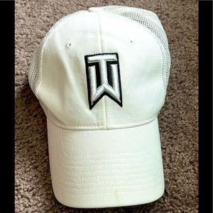 Tiger Woods NIKE golf hat- GUC